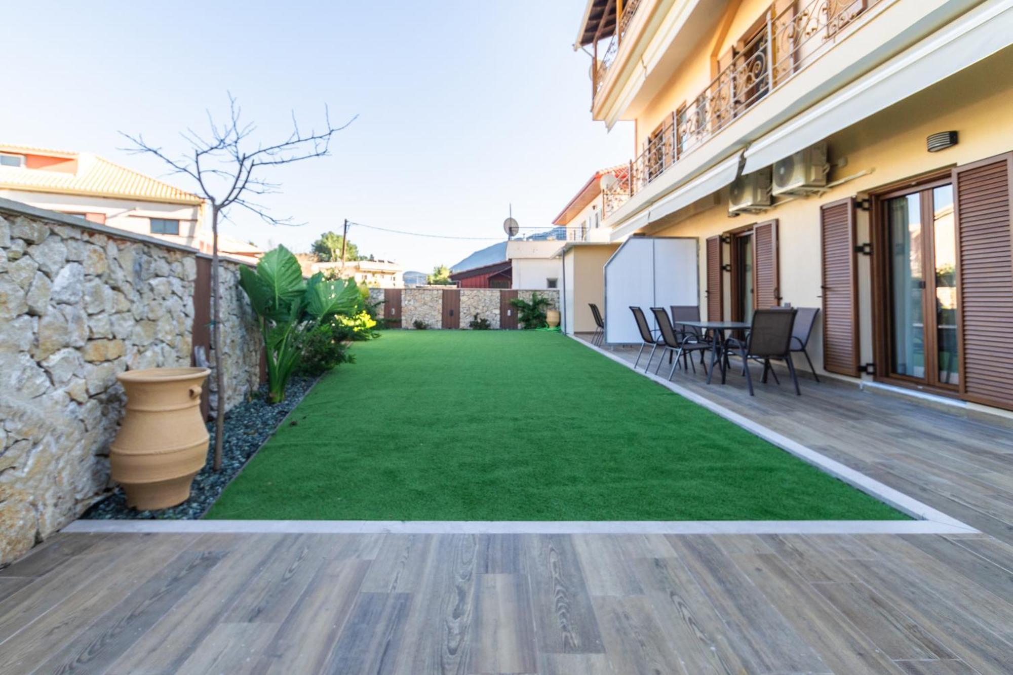 פלטאריה Elegance Suites מראה חיצוני תמונה