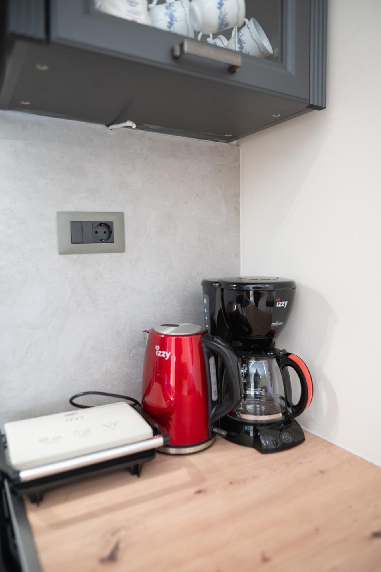 פלטאריה Elegance Suites מראה חיצוני תמונה