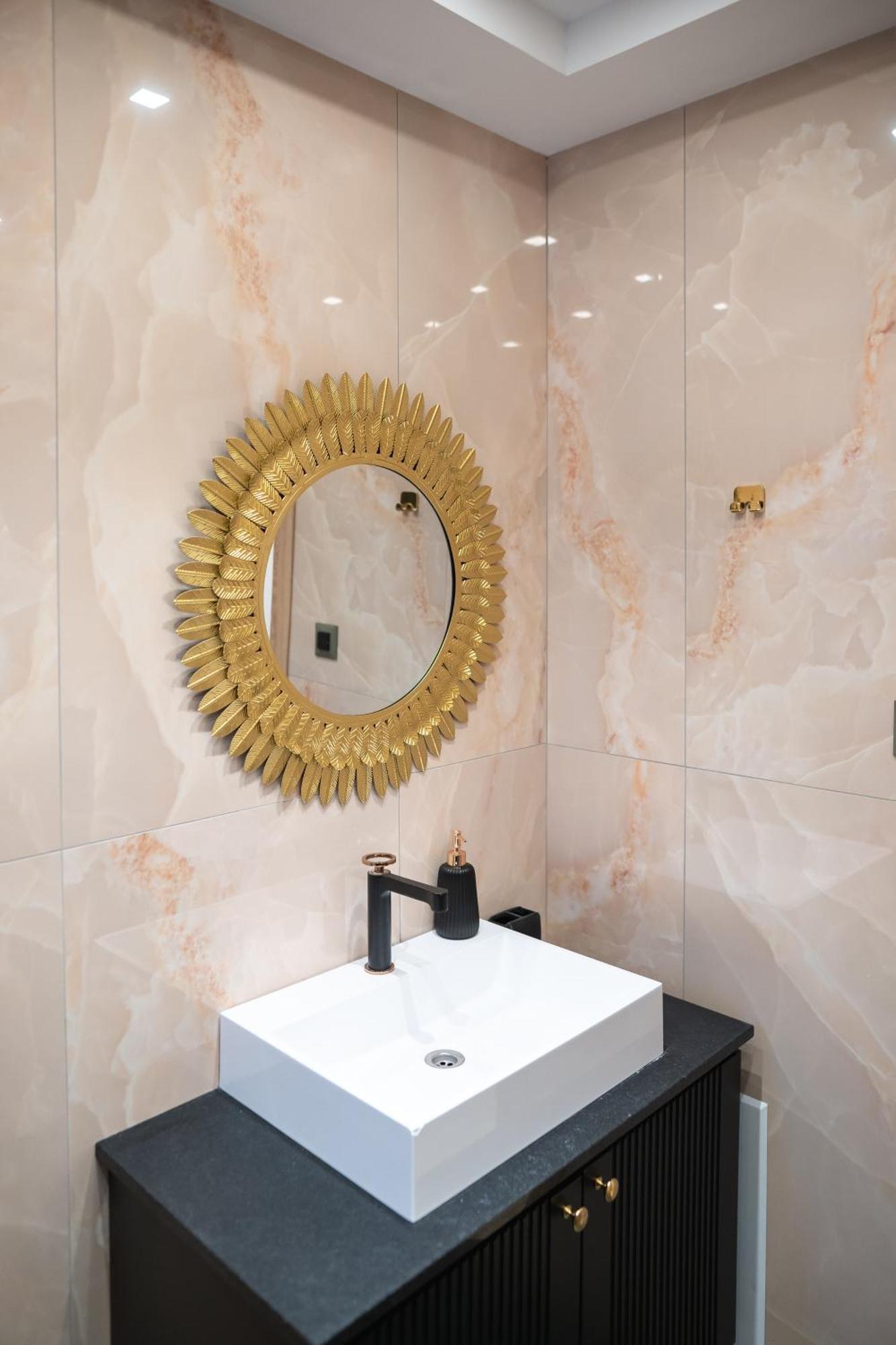 פלטאריה Elegance Suites מראה חיצוני תמונה