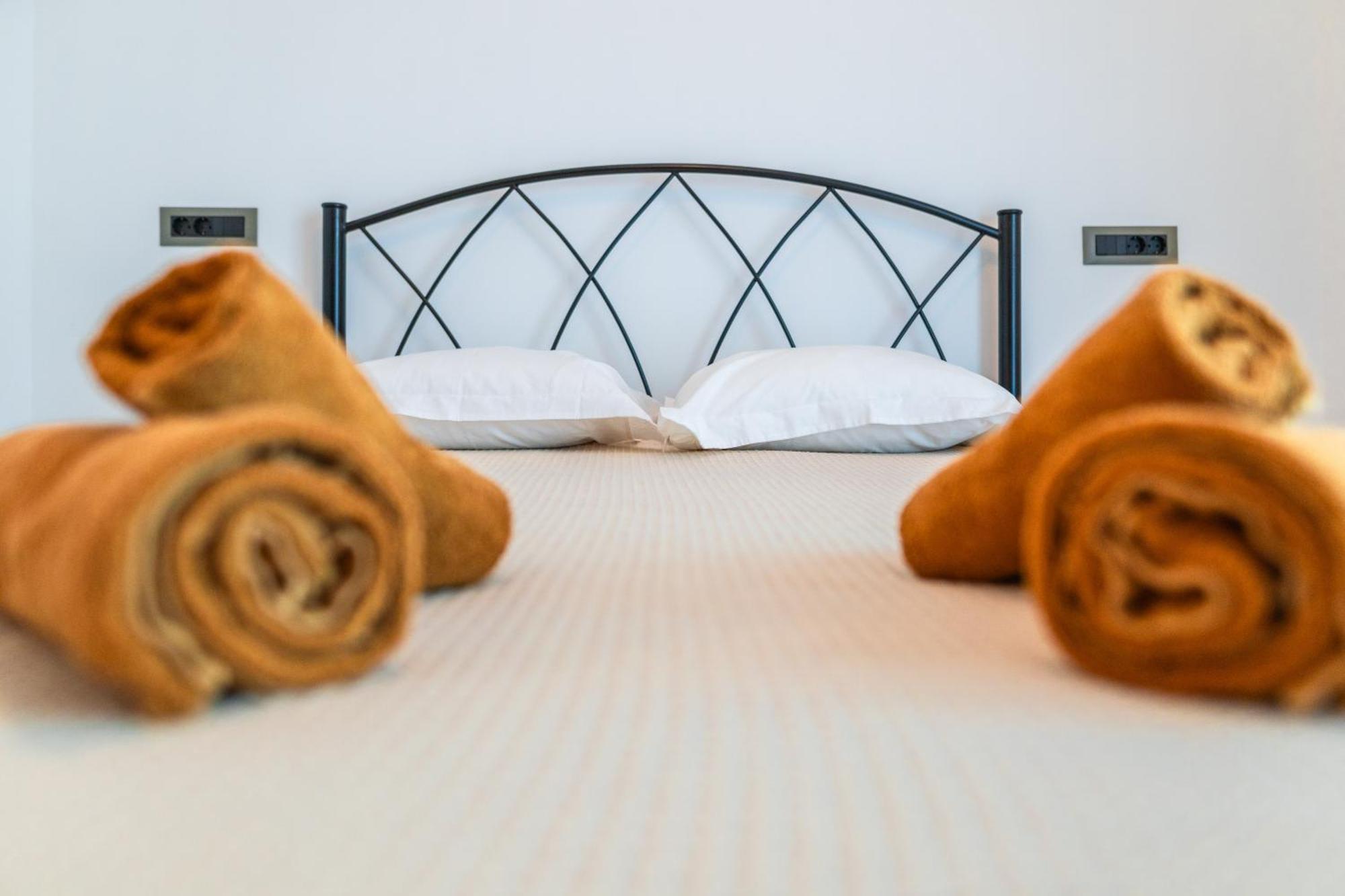 פלטאריה Elegance Suites מראה חיצוני תמונה