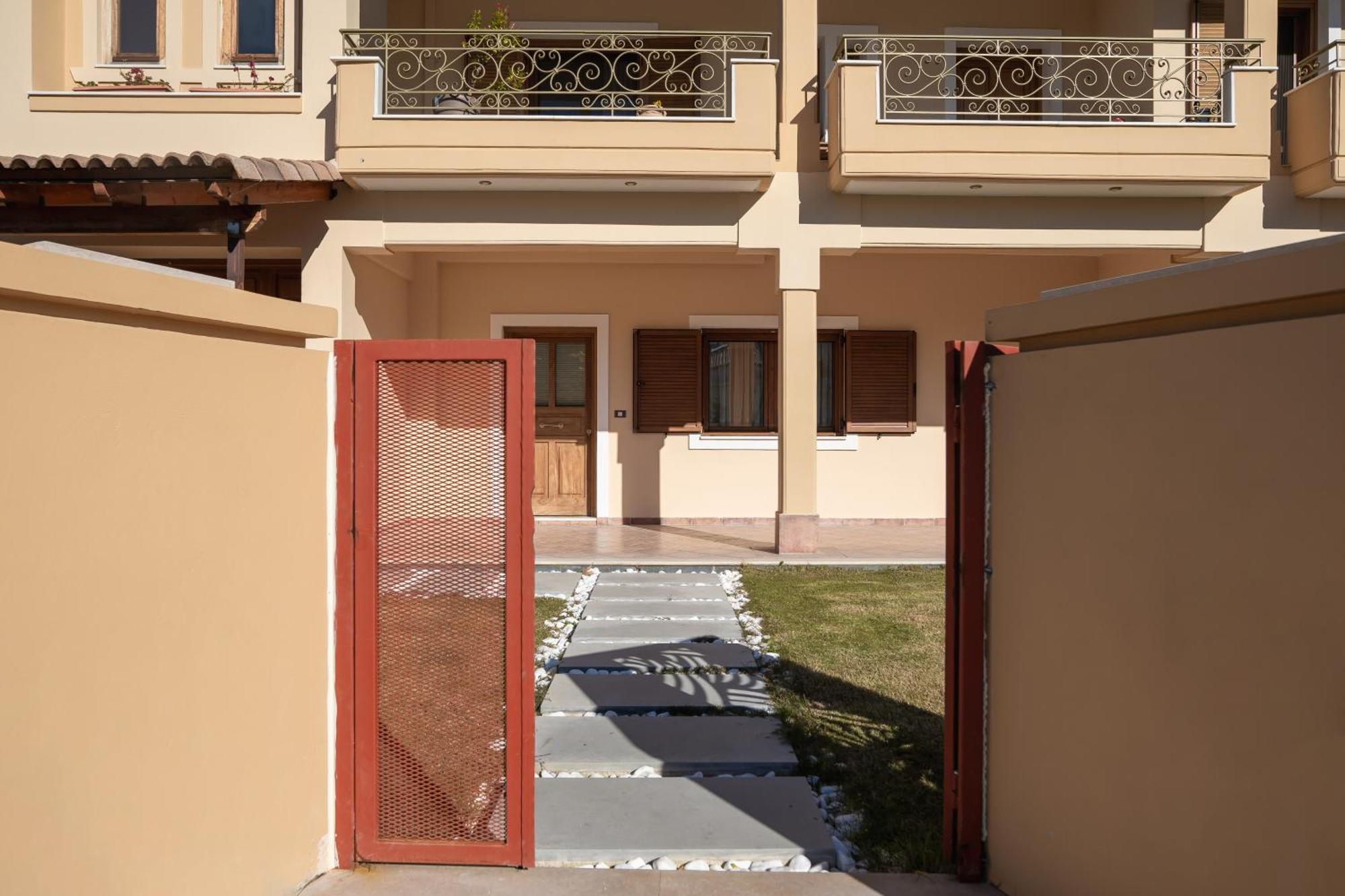 פלטאריה Elegance Suites מראה חיצוני תמונה